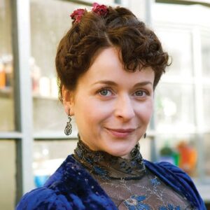 Lark Rise to Candleford, Julia Sawalha