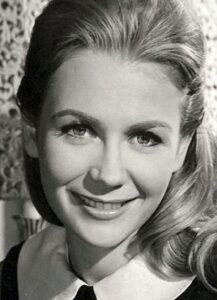 Juliet Mills headshot