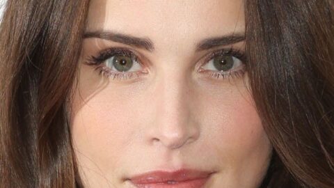 Heida Reed headshot