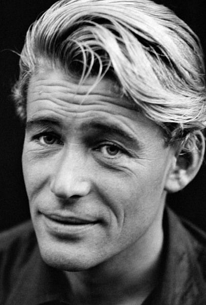 Peter O'Toole headshot