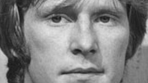 Dennis Waterman headshot