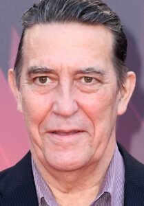 Ciarán Hinds headshot