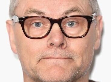 Jack Dee headshot