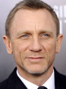 Daniel Craig headshot