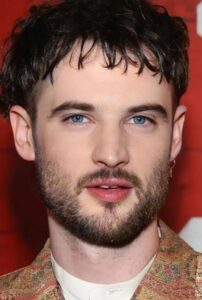 Tom Sturridge headshot